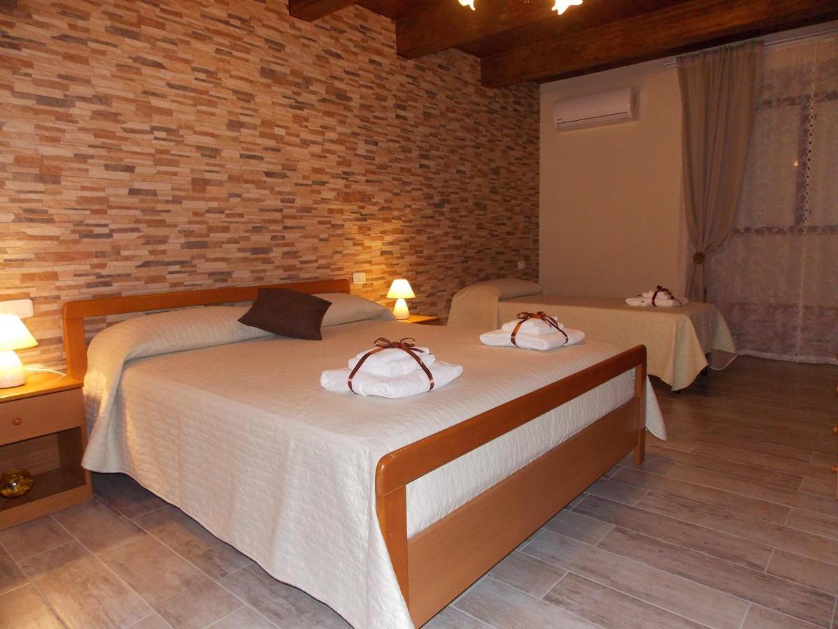 Il Vicoletto Bed & Breakfast Frascineto Ngoại thất bức ảnh