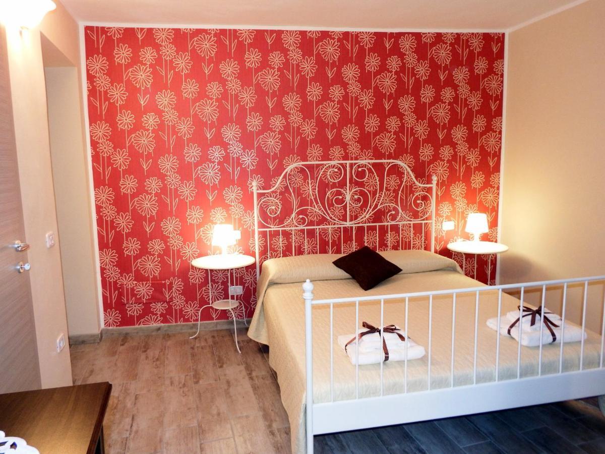 Il Vicoletto Bed & Breakfast Frascineto Ngoại thất bức ảnh